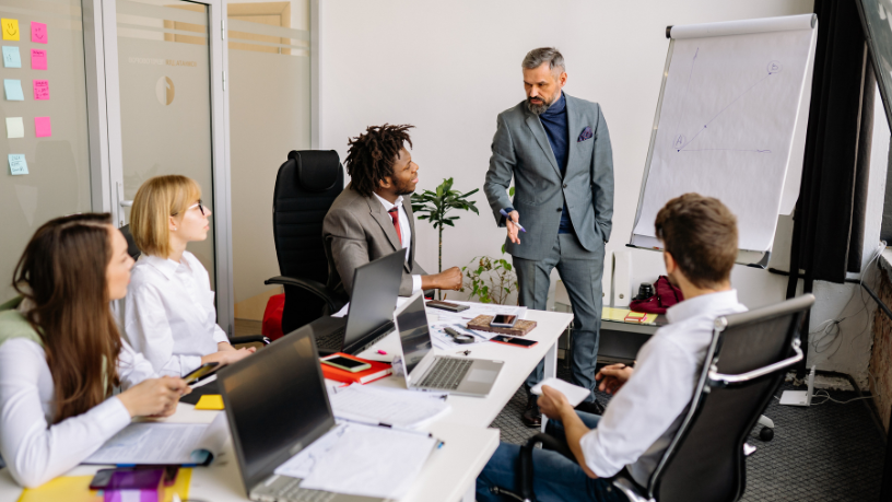 Carlos Eduardo Rosalba Padilha mostra estratégias de gestão para potencializar a lucratividade do seu negócio.