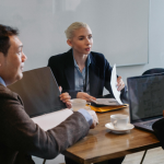 Luciano Guimaraes Tebar analisa como o capital humano se tornou diferencial estratégico para empresas competitivas.