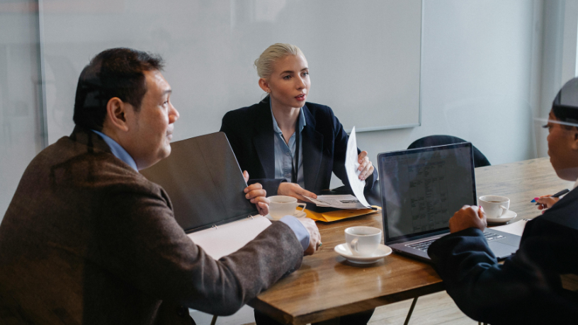 Luciano Guimaraes Tebar analisa como o capital humano se tornou diferencial estratégico para empresas competitivas.