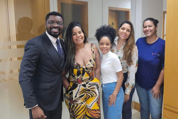 Estudos apontam que a vitamina D é peça-chave na fertilidade, e Oluwatosin Tolulope Ajidahun destaca suas conexões com imunidade e hormônios.